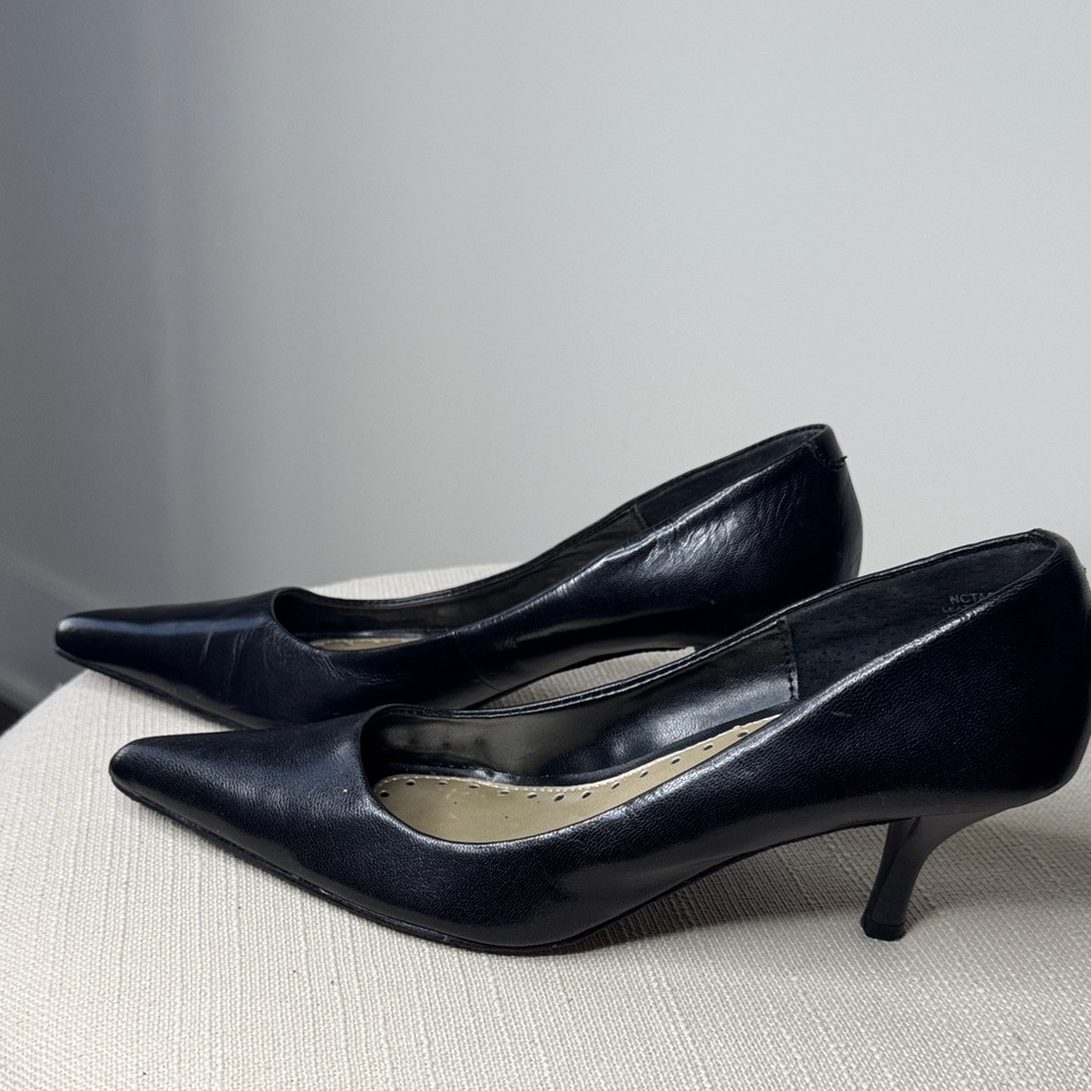 Nine & Co. Classic Black Heels 6.5.  O162